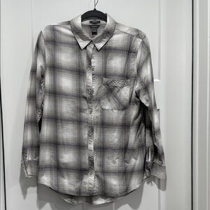 Eddie Bauer Gray Plaid Long-Sleeve Button-Down Shirt
